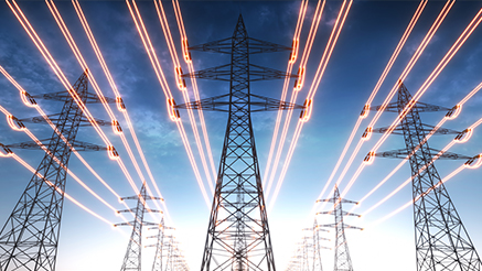 Stâlpi din rețeaua de distribuție de energie electrică